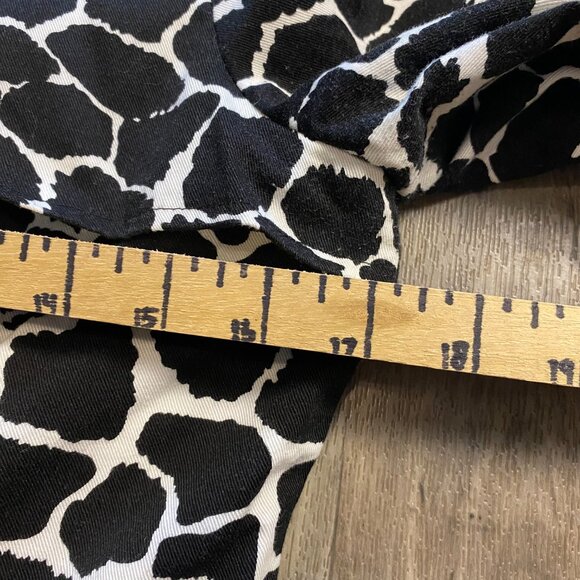 Notations Cow Print Button Up Jacket Size Small - Picture 4 of 6